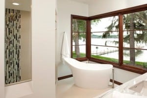 Soaking Tub with Headrest
