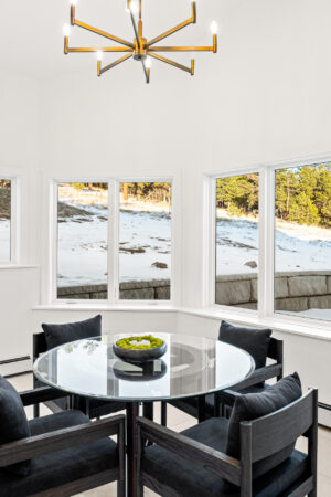 Custom Mountain Home - Dine-in Kitchen Dining View