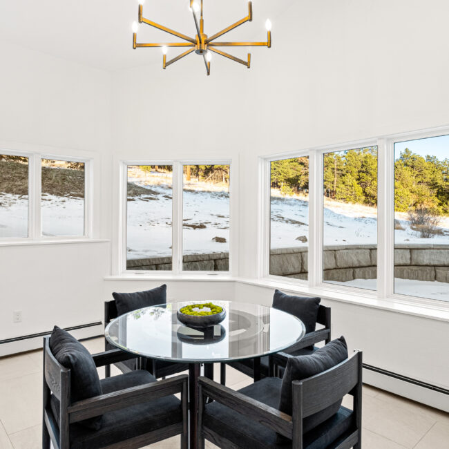 Custom Mountain Home - Dine-in Kitchen Dining View