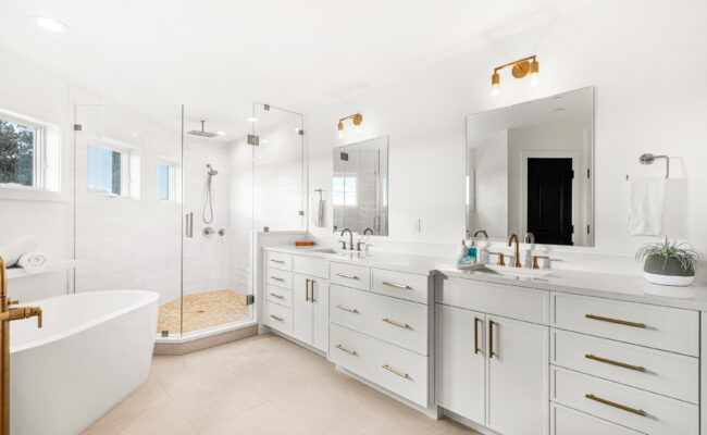 Custom Mountain Home -Primary Suite