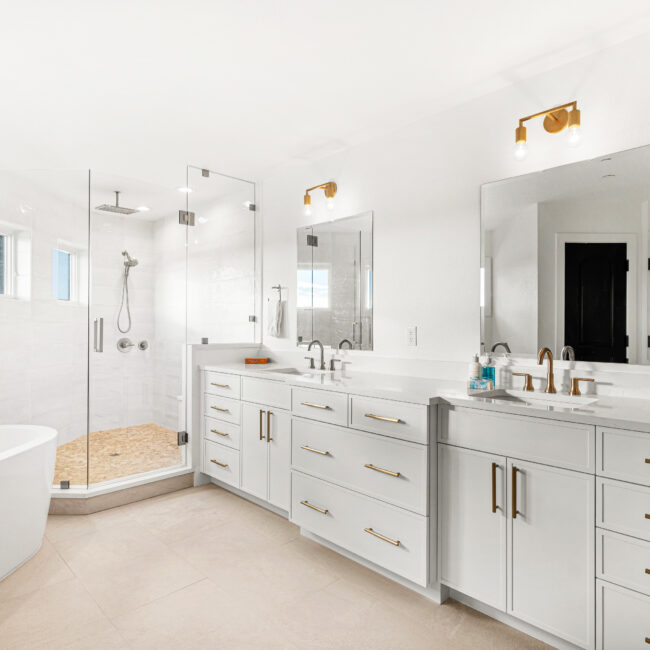 Custom Mountain Home -Primary Suite
